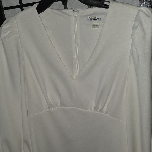 Calvin Klein Classic White Long Sleeve Dress - Picture 3 of 3